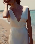 Μεταξωτό minimal νυφικό φόρεμα PENELOPE — λεπτομέρεια υφάσματος