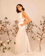 Silk pencil wedding dress ARETHOUSA - side view