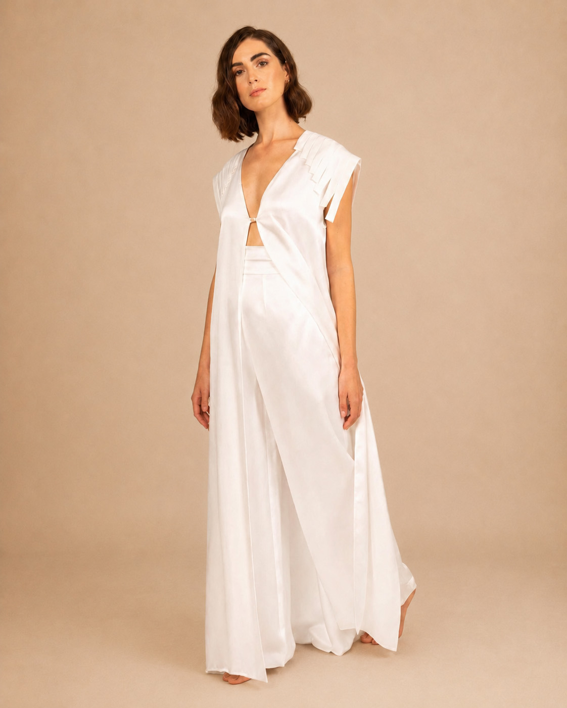 Νυφικά απλά σαν φόρεμα — minimal silk bridal δημιουργία Lefkon Αθήνα
